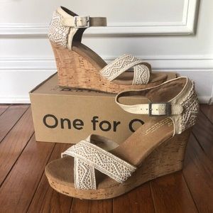 TOMS wedges